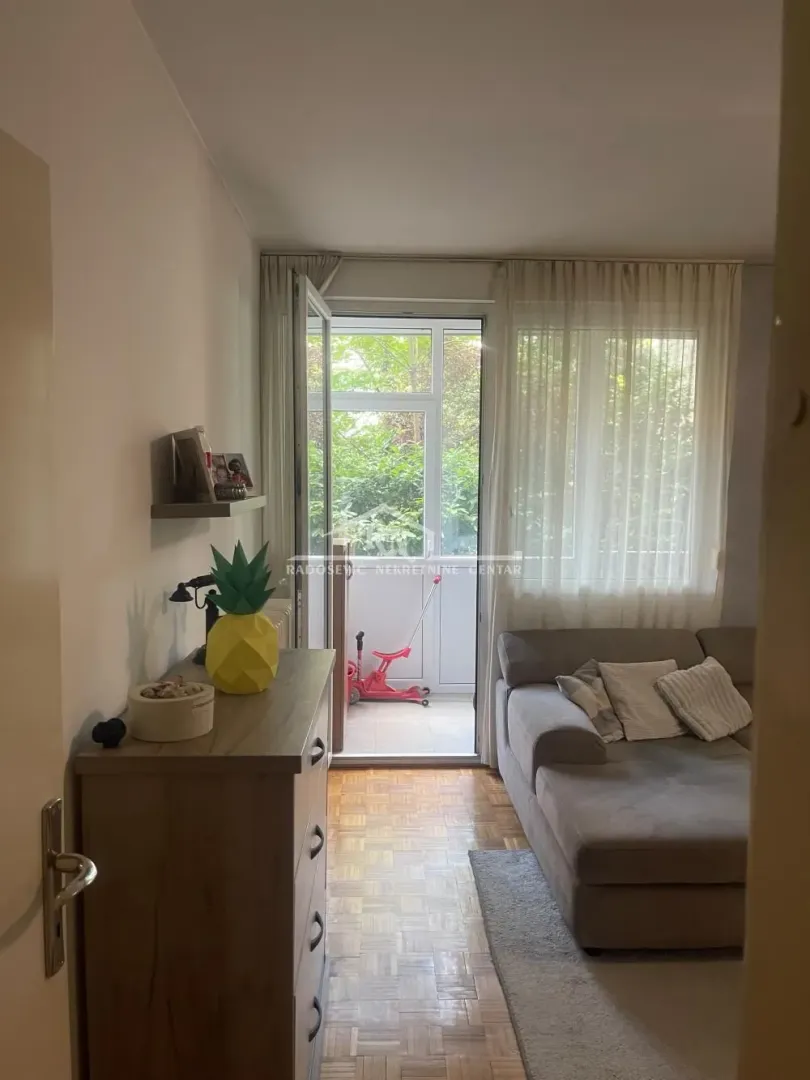 Sale, three bedroom apartment, 70m², Palilula Sve Podlokacije, Beograd