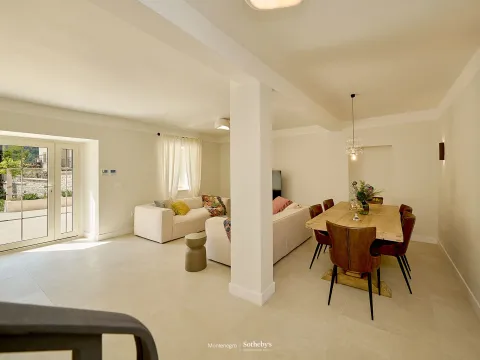 Rent, house, 200m², Kotor, Crna Gora - image 9