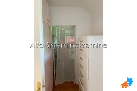 Izdavanje, trosoban stan, 85m², Olimp, Zvezdara Sve Podlokacije - image 11