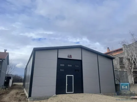 Rent, office space, 300m², Striško Naselje, Paraćin