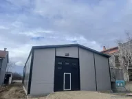 Izdavanje, poslovni prostor, 300m², Striško Naselje, Paraćin - image 1
