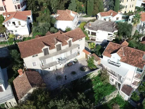 Prodaja, kuća, 314m², Centar, Herceg Novi - image 7