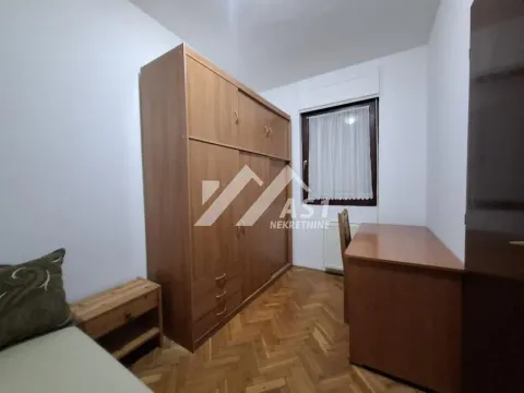 Izdavanje, jednosoban stan, 33m², Sajam, Novi Sad Sve Podlokacije - image 4