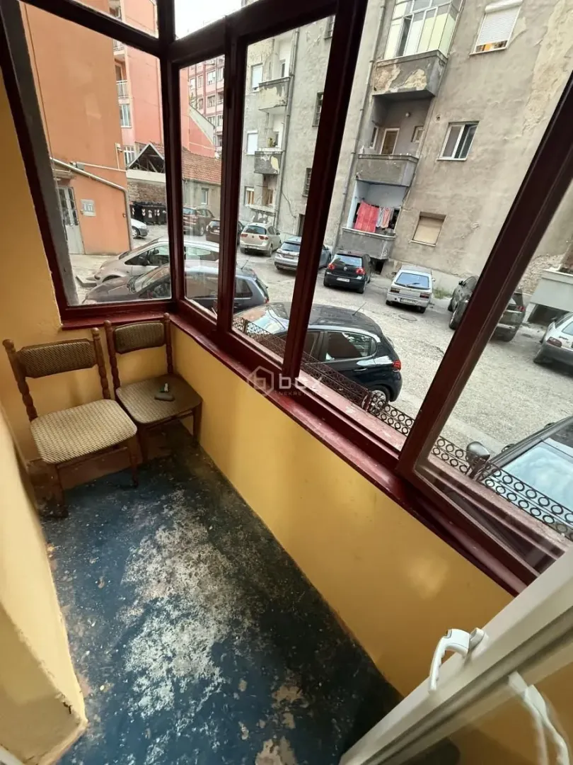 Rent, office space, 46m², Medijana, Niš
