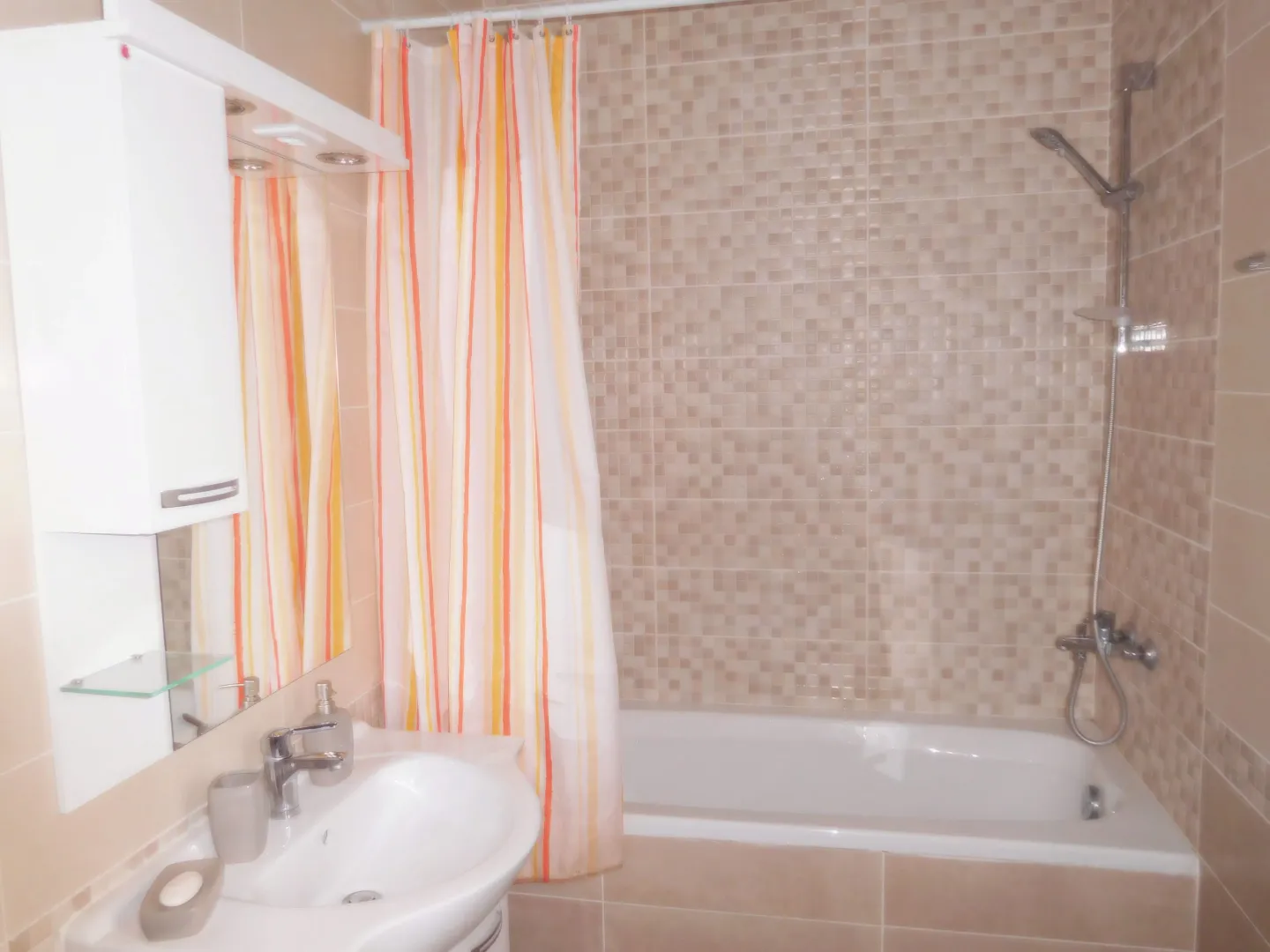 Prodaja, dvosoban stan, 77m², Gošići, Tivat