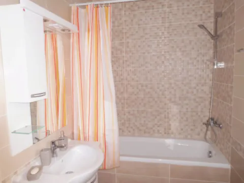 Prodaja, dvosoban stan, 77m², Gošići, Tivat - image 18