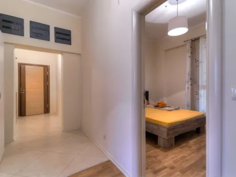 Sale, three bedroom apartment, 83m², Bečići, Budva - image 10