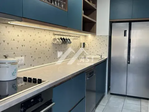 Izdavanje, trosoban stan, 76m², Novo naselje, Novi Sad - image 2