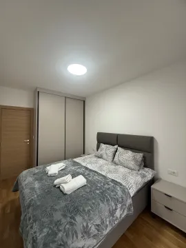 Rent, one bedroom apartment, 48m², Centar, Cetinje - image 2