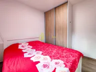 Izdavanje, dvosoban stan, 74m², Pobrežje, Podgorica - image 15