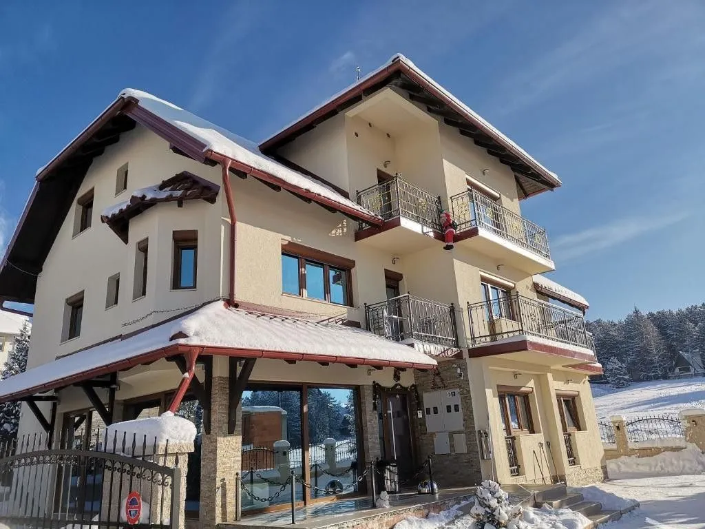 Prodaja, ugostiteljski objekat, 358m², Centar, Zlatibor