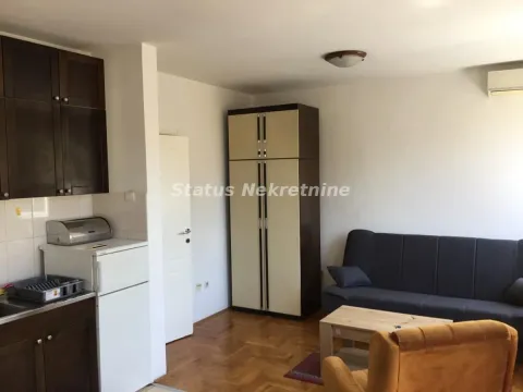 Izdavanje, dvosoban stan, 47m², Centar, Novi Sad - image 2