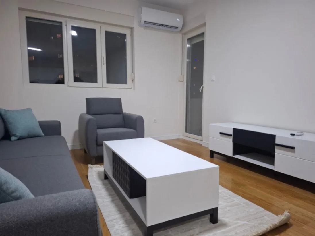 Rent, one bedroom apartment, 49m², Central Point, Podgorica
