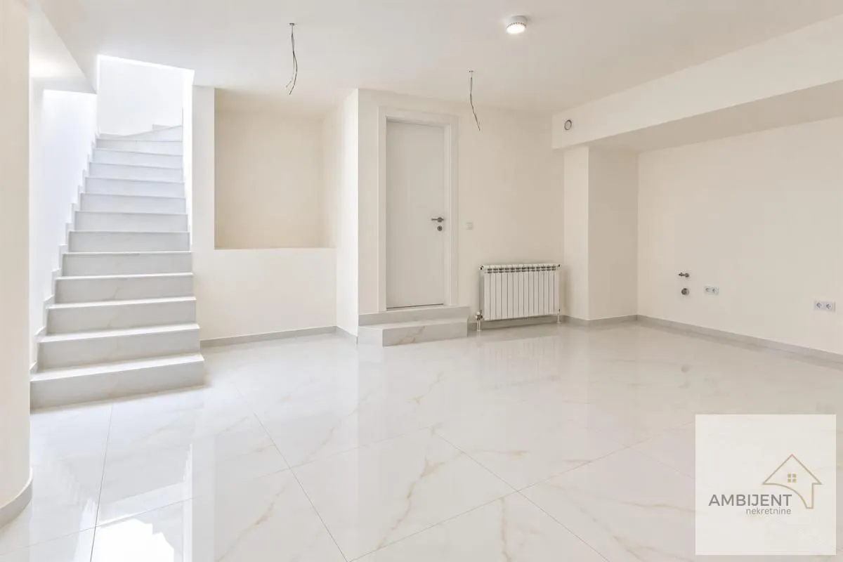 Izdavanje, poslovni prostor, 67m², Palilulska Pijaca, Palilula Sve Podlokacije
