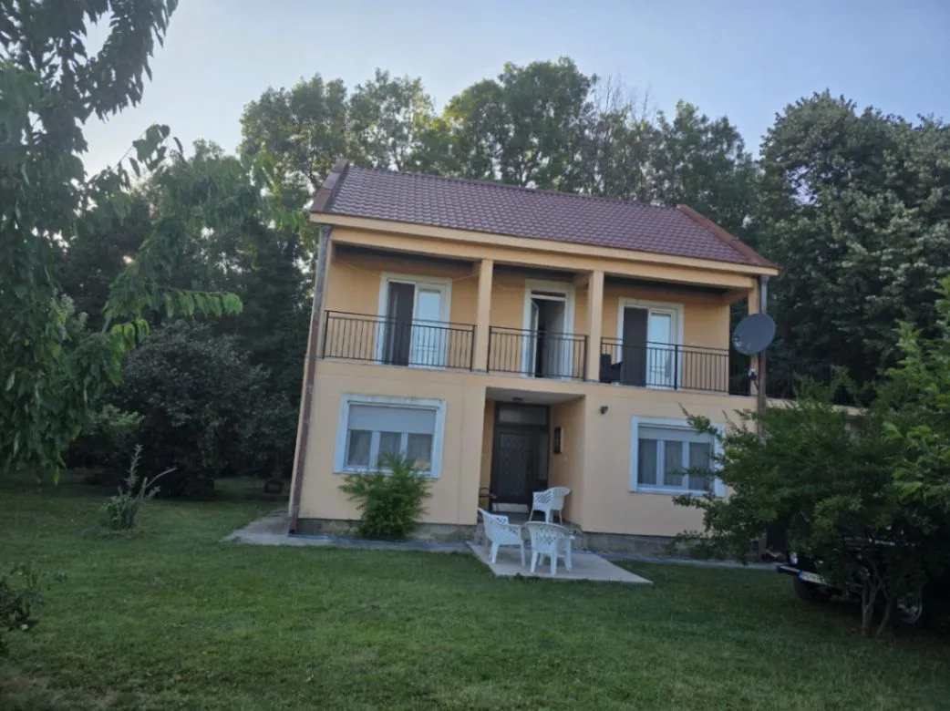 Prodaja, kuća, 200m², Danilovgrad, Crna Gora