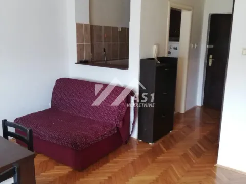 Izdavanje, jednosoban stan, 23m², Bulevar Oslobodjenja, Novi Sad Sve Podlokacije - image 2