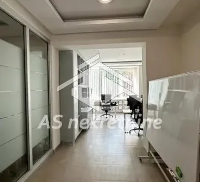 Rent, apartment, 223m², Kalenić Pijaca, Vračar Sve Podlokacije - image 15