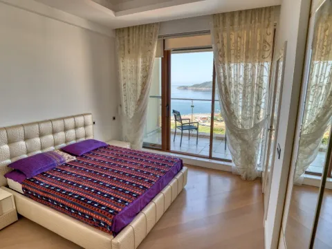 Sale, three bedroom apartment, 199m², Bečići, Budva - image 12