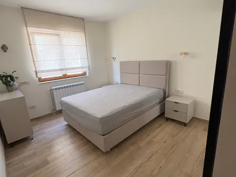 Izdavanje, jednosoban stan, 50m², Tivat, Crna Gora - image 7