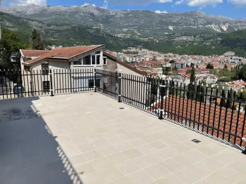 Prodaja, kuća, 828m², Budva, Crna Gora - image 4