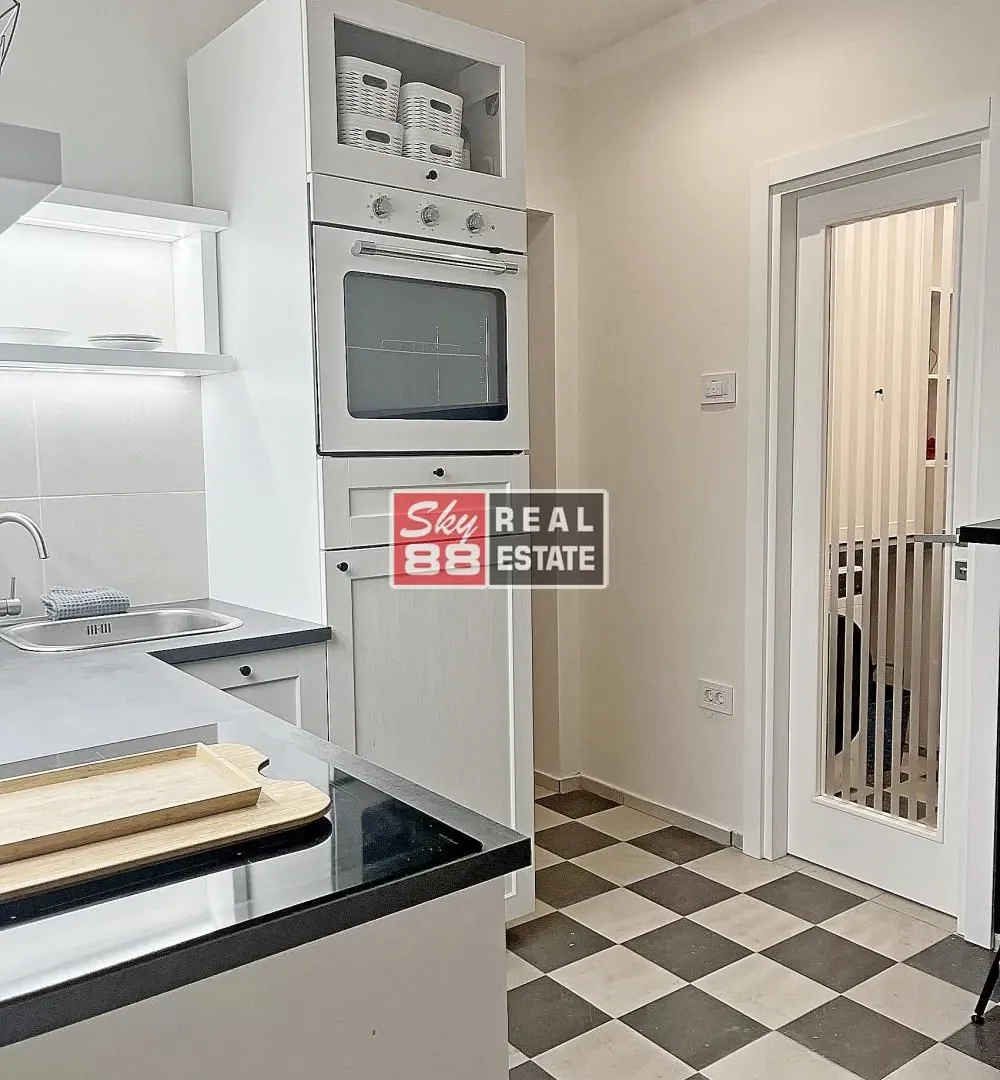 Prodaja, stan, 160m², Stari Grad, Beograd