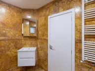 Izdavanje, kuća, 417m², Jajinci, Voždovac Sve Podlokacije - image 22