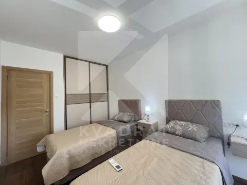Rent, three bedroom apartment, 110m², Tološka šuma, Podgorica - image 6