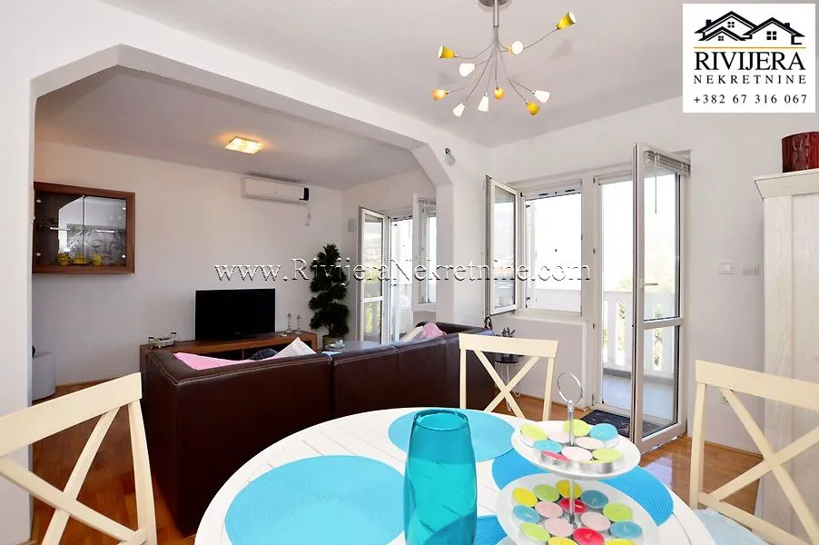 Prodaja, kuća, 130m², Njivice, Herceg Novi