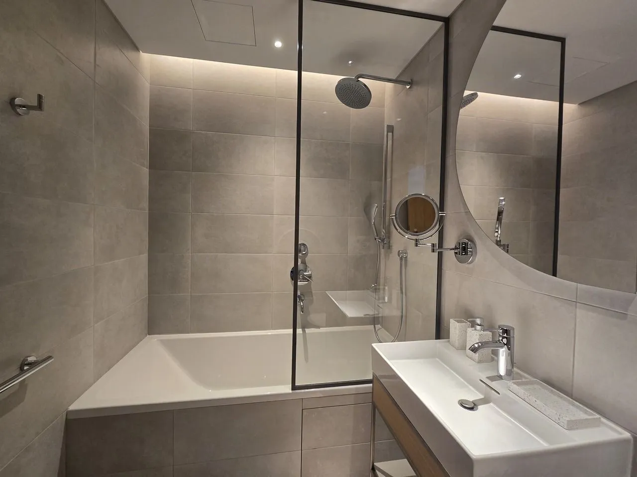 Rent, two bedroom apartment, 93m², Tivat, Crna Gora