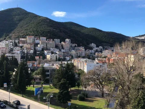 Sale, two bedroom apartment, 87m², Budva, Crna Gora - image 21