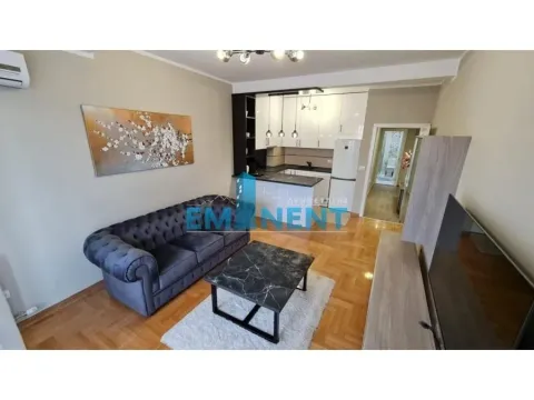 Izdavanje, dvosoban stan, 40m², Čubura, Beograd - image 2