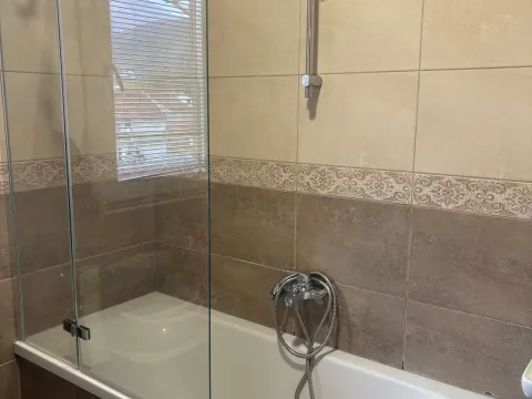 Rent, one bedroom apartment, 84m², Bonići, Tivat - image 4