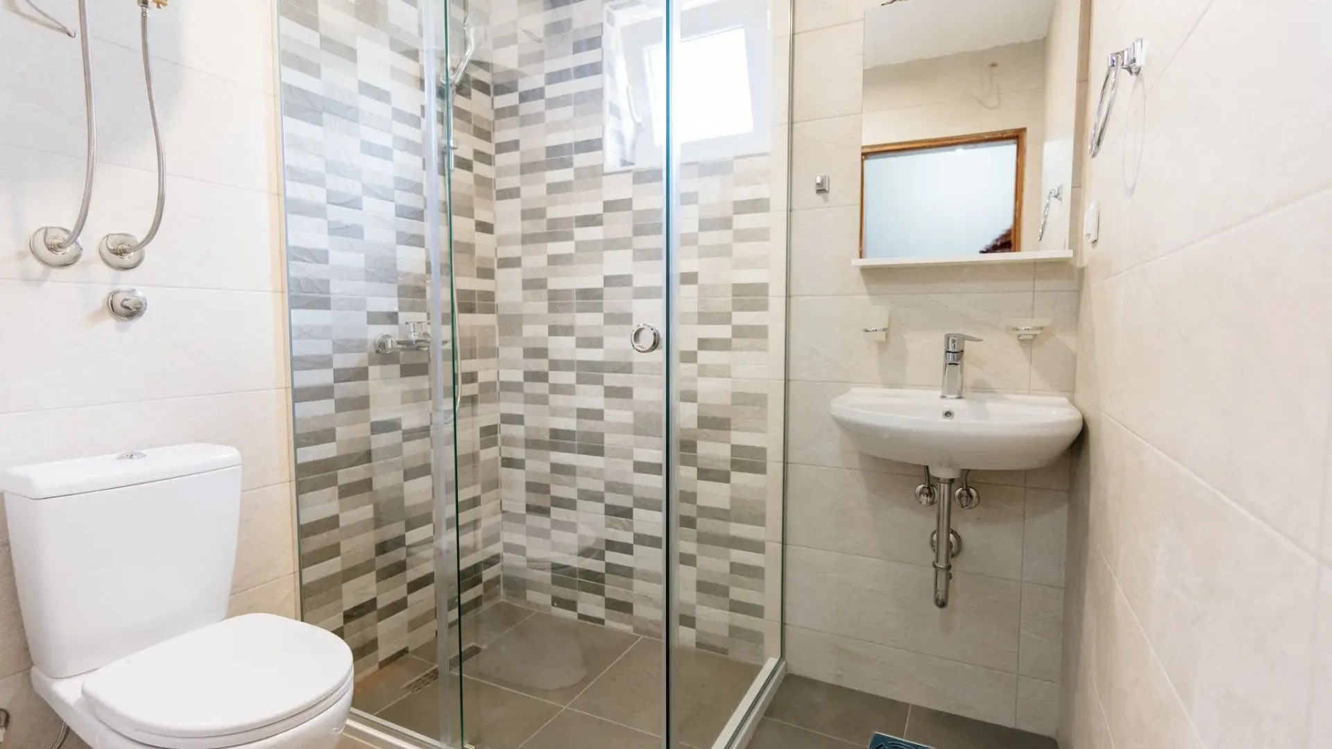 Prodaja, kuća, 190m², Žabljak, Crna Gora