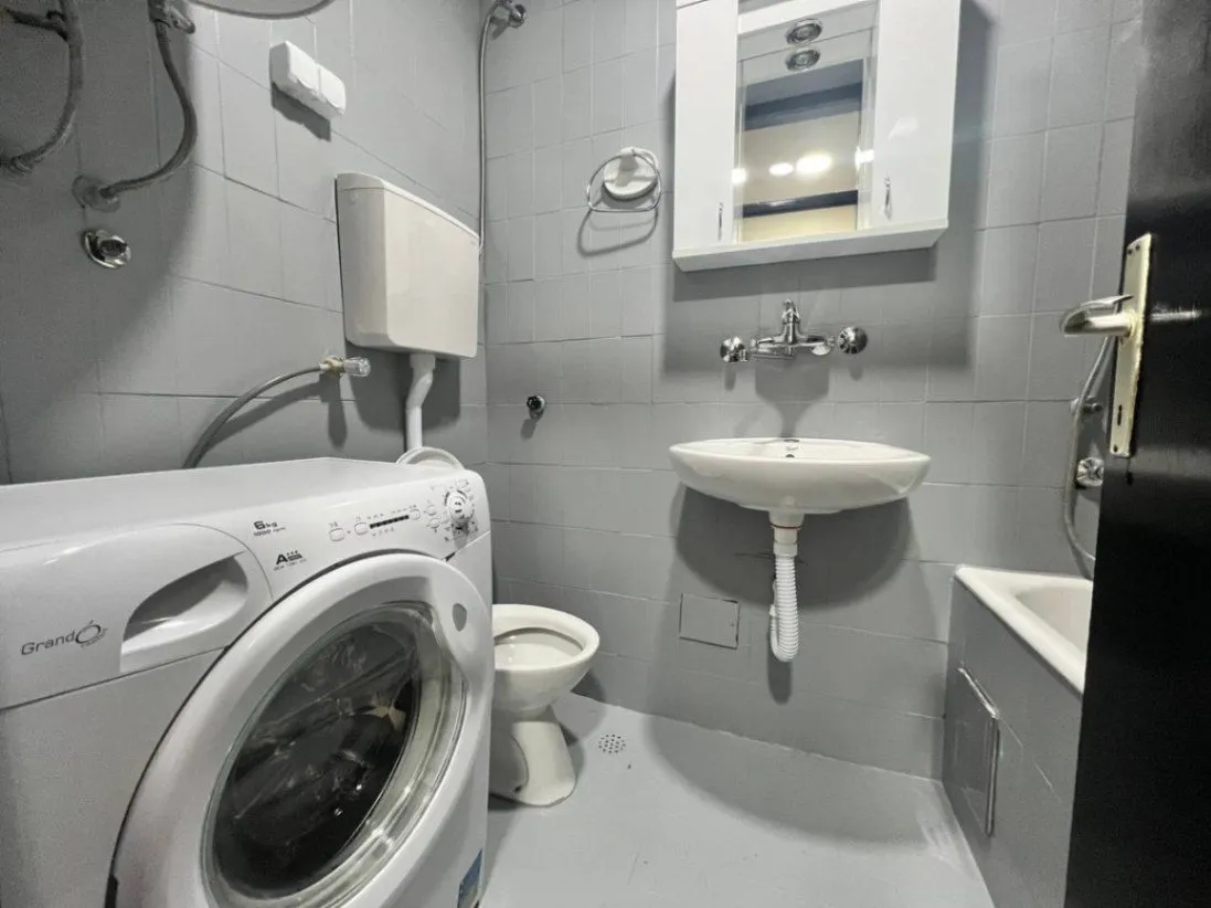 Rent, studio apartment, 32m², Blok 5, Podgorica