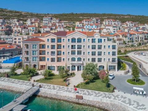 Sale, apartment, 47m², Luštica Bay, Tivat - image 2