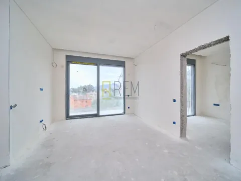 Prodaja, dvosoban stan, 76m², Tivat, Crna Gora - image 7