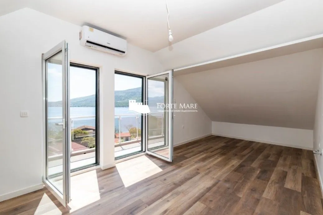 Prodaja, trosoban stan, 146m², Đenovići, Herceg Novi