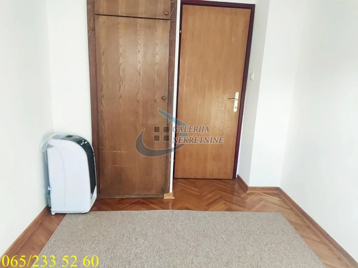 Rent, four bedroom apartment, 135m², Čukarica, Beograd