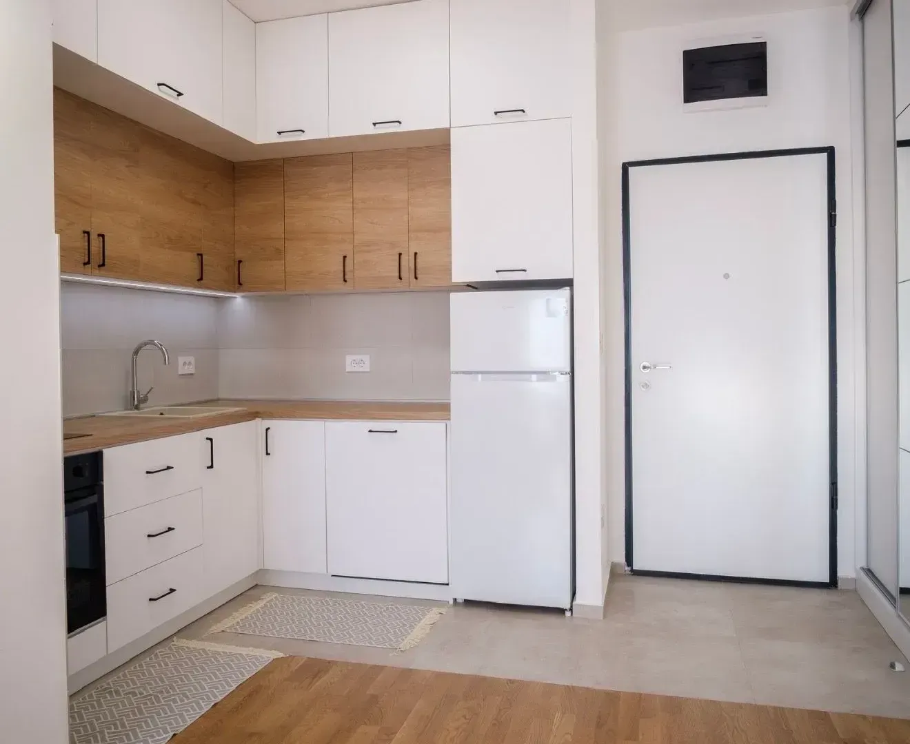 Rent, one bedroom apartment, 45m², Stari Aerodrom, Podgorica