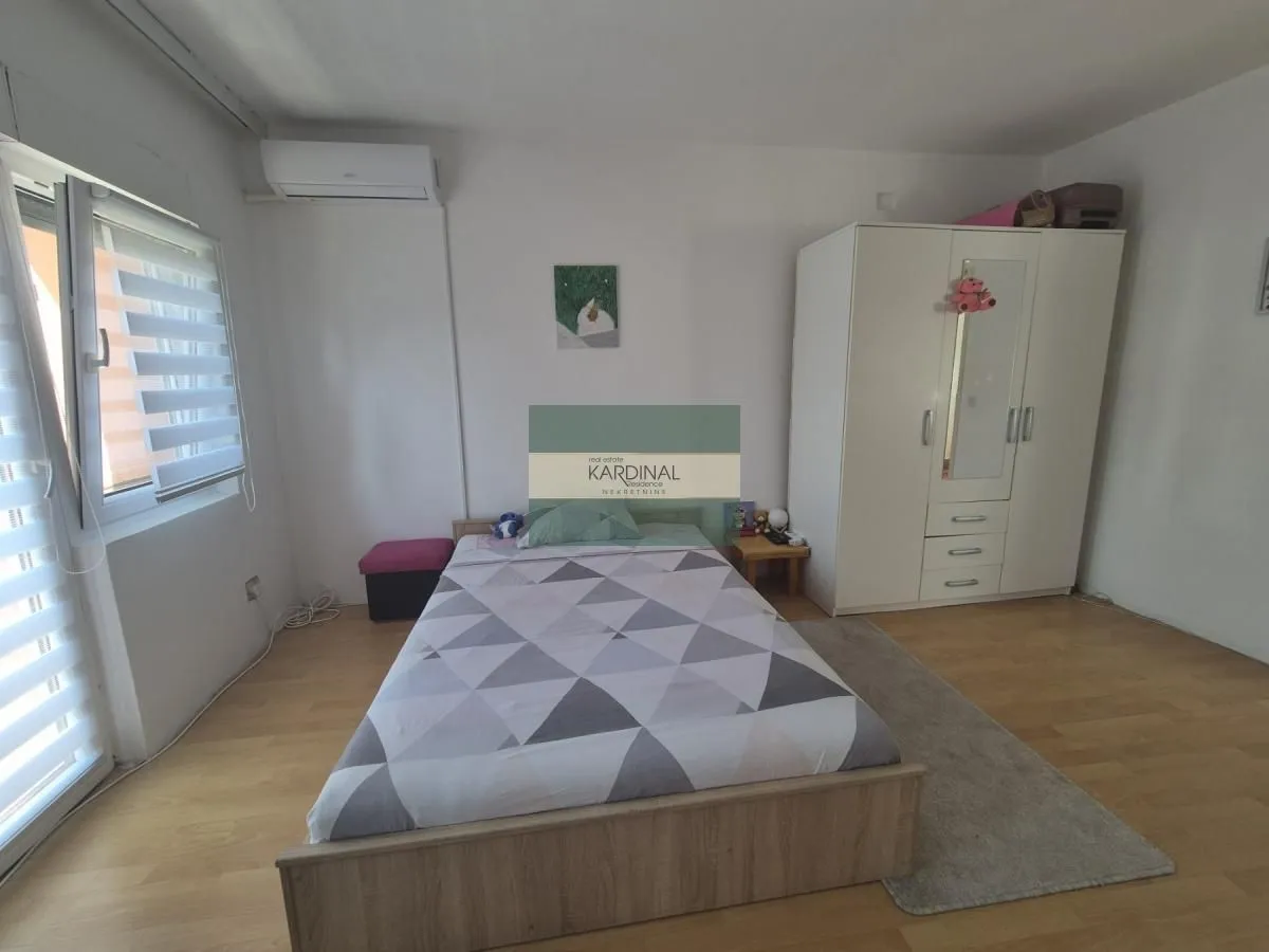 Prodaja, četvorosoban stan, 120m², Strelište, Jagodina