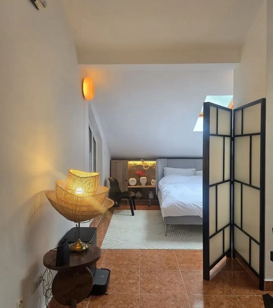 Prodaja, dvosoban stan, 97m², Dobrota, Kotor