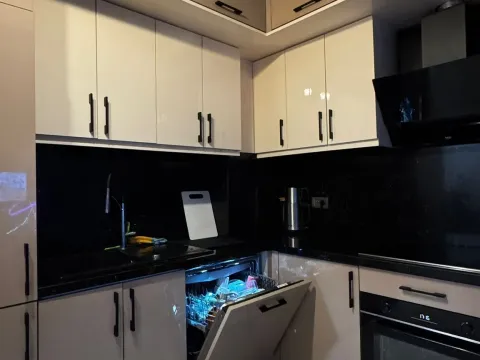 Rent, two bedroom apartment, 70m², Budva, Crna Gora - image 15