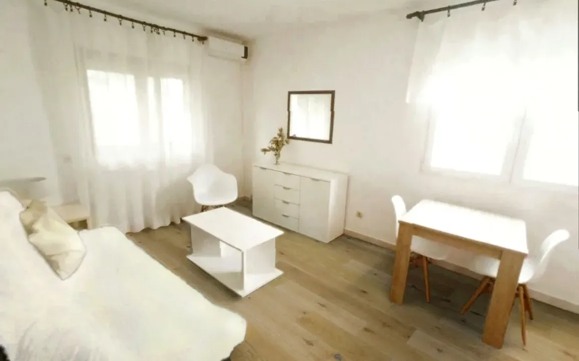 Rent, one bedroom apartment, 35m², Lazi, Budva