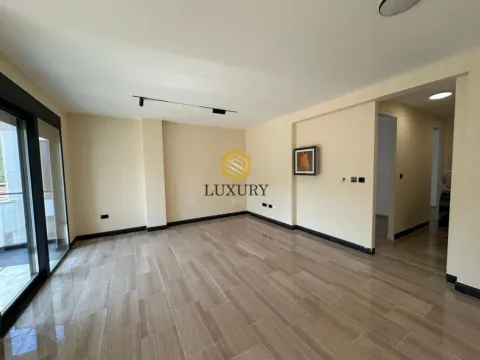 Prodaja, trosoban stan, 110m², Zagorič, Podgorica - image 3