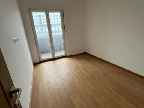 Prodaja, jednosoban stan, 45m², Ljubović, Podgorica - image 4