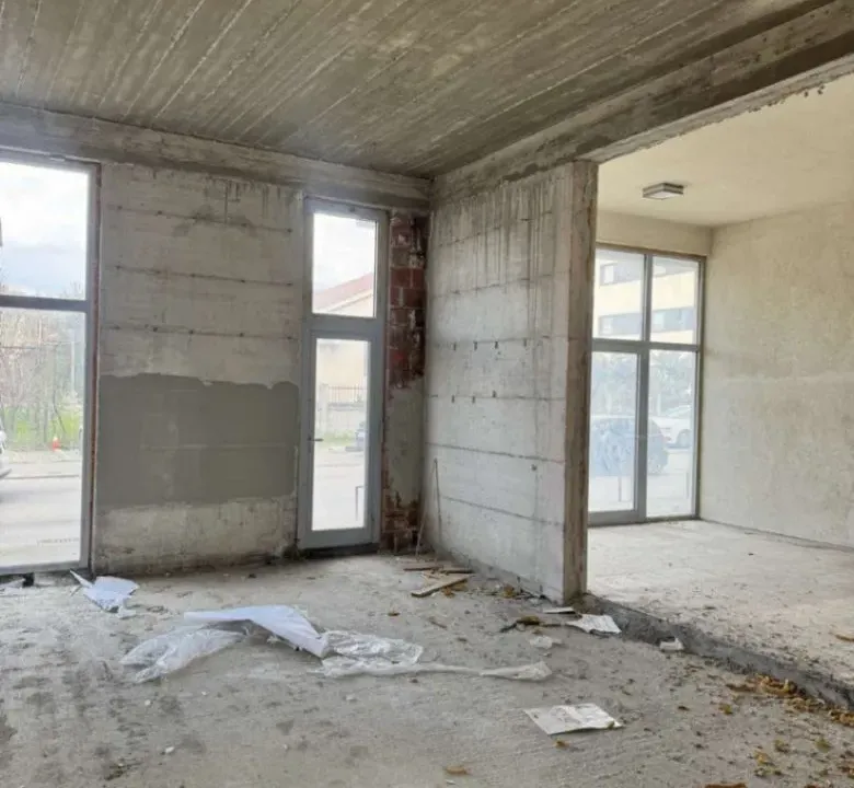 Izdavanje, poslovni prostor, 210m², Dalmatinska ulica, Podgorica