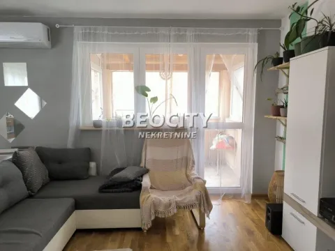 Prodaja, dvosoban stan, 43m², Karaburma, Palilula Sve Podlokacije