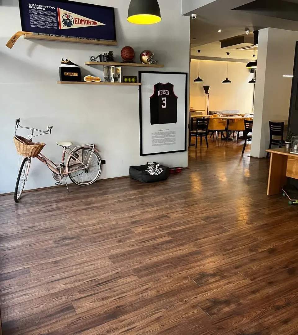Izdavanje, poslovni prostor, 351m², Blok 5, Podgorica