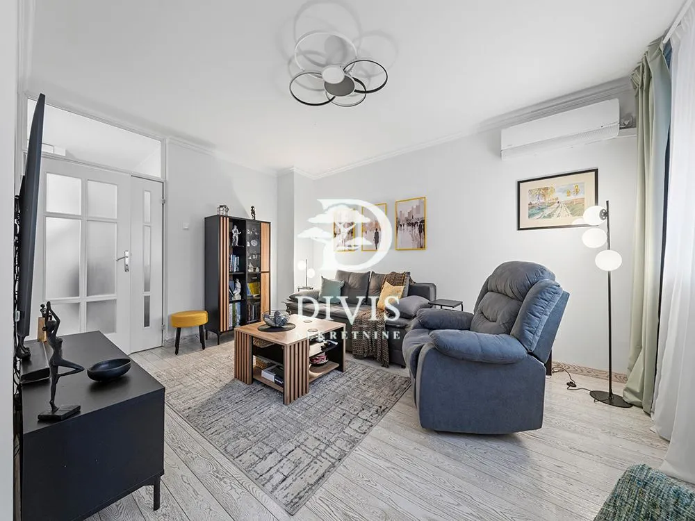 Sale, two bedroom apartment, 60m², Palilula Sve Podlokacije, Beograd