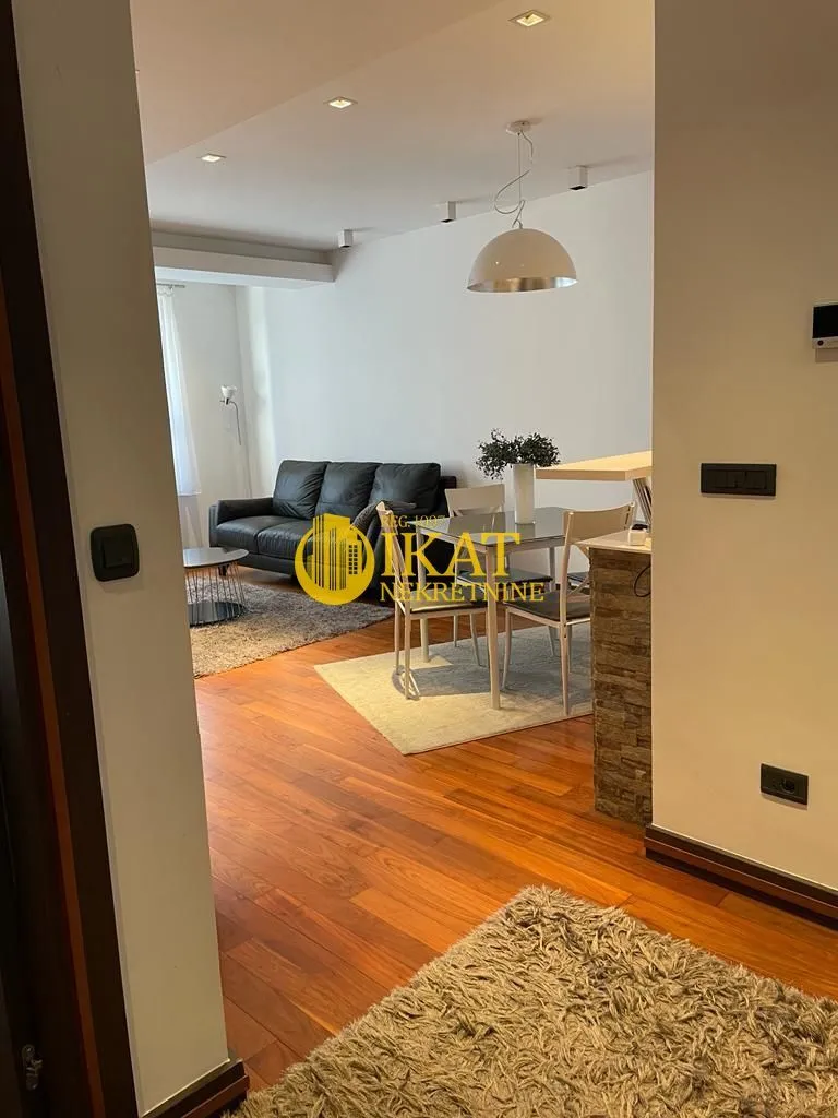 Rent, one bedroom apartment, 60m², Novi Beograd Sve Podlokacije, Beograd